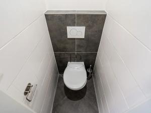 Pronájem bytu 2+kk, Praha - Hloubětín, 53 m2