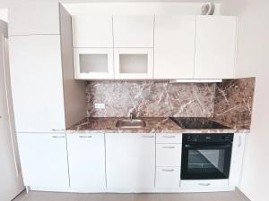Pronájem bytu 1+kk, Praha - Žižkov, Olgy Havlové, 38 m2
