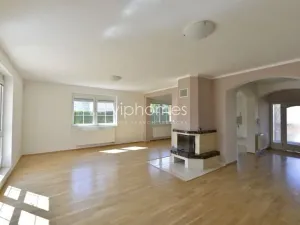 Pronájem vily, Průhonice, 400 m2