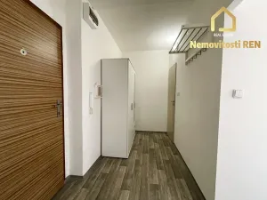 Pronájem bytu 1+1, Ostrava, Šeříková, 40 m2