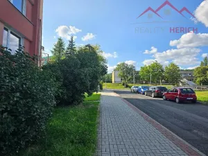 Pronájem bytu 1+1, Chomutov, Kundratická, 36 m2