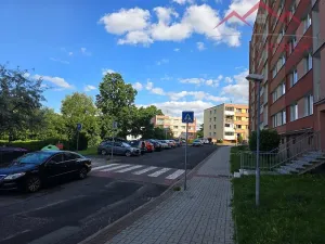 Pronájem bytu 1+1, Chomutov, Kundratická, 36 m2