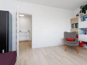 Pronájem bytu 3+kk, Praha - Hloubětín, Nepelova, 85 m2