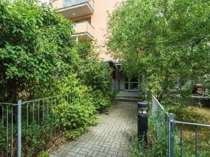 Pronájem bytu 3+kk, Praha - Hloubětín, Nepelova, 85 m2