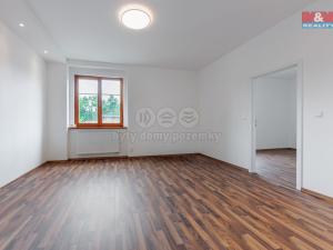 Pronájem bytu 2+1, Karlovy Vary - Dvory, 1. máje, 57 m2