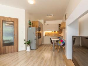 Pronájem bytu 2+kk, Praha - Košíře, Pod radnicí, 50 m2