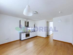 Pronájem bytu 2+kk, Praha - Kobylisy, Ke Stírce, 50 m2