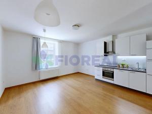 Pronájem bytu 2+kk, Praha - Kobylisy, Ke Stírce, 50 m2