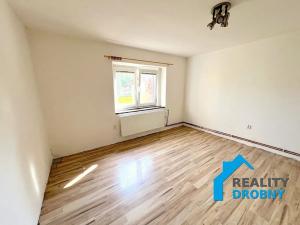 Pronájem bytu 1+1, Chabařovice, 52 m2