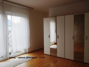 Pronájem bytu 3+kk, Liberec - Liberec VI-Rochlice, Hedvábná, 133 m2