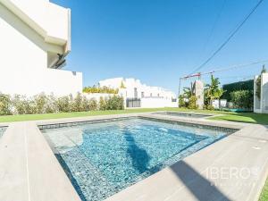 Prodej bytu 4+kk, Las Palmas de Gran Canaria, Španělsko, Calle Los Balcones, 74 m2