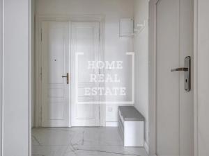Pronájem bytu 2+kk, Praha - Vinohrady, Velehradská, 55 m2
