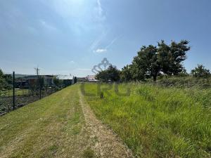 Prodej pozemku, Hrušovany u Brna, Stávání, 1030 m2