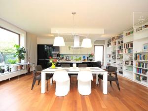 Pronájem bytu 4+kk, Praha - Břevnov, Tomanova, 200 m2