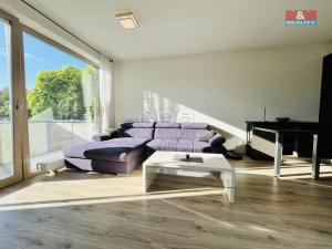 Pronájem bytu 2+kk, Oslavany, náměstí 13. prosince, 50 m2