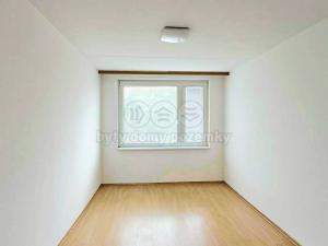 Prodej bytu 4+kk, Praha - Černý Most, Kuttelwascherova, 93 m2