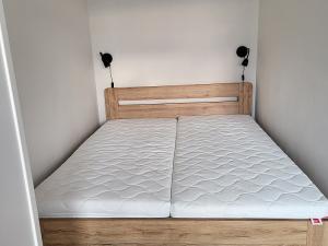 Pronájem bytu 1+kk, Jičín, Sv. Čecha, 30 m2