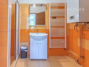 Pronájem bytu 3+kk, Malonty, 78 m2
