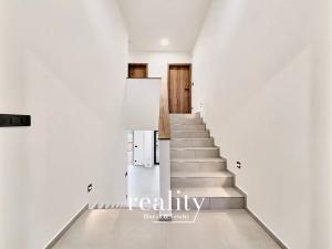 Pronájem rodinného domu, Jihlava, Na Nivách, 180 m2