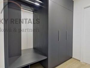 Pronájem bytu 1+kk, Praha - Velká Chuchle, Na hvězdárně, 36 m2