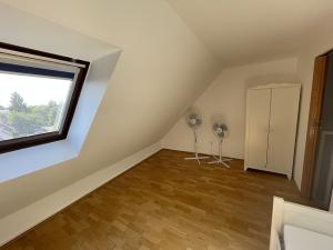 Pronájem rodinného domu, Praha - Řepy, Na Fialce I, 245 m2