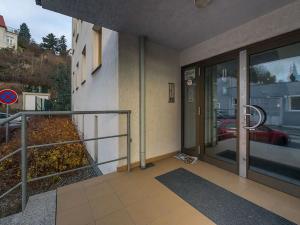Pronájem bytu 1+kk, Praha - Záběhlice, Na lávce, 37 m2