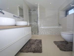 Pronájem rodinného domu, Praha - Vinoř, Chvojenecká, 417 m2