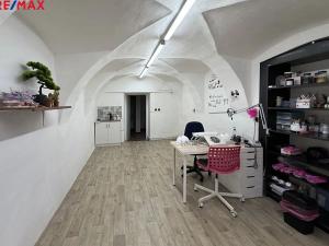 Prodej obchodního prostoru, Králíky, Valdštejnova, 400 m2