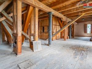 Prodej historického objektu, Klatovy - Beňovy, 934 m2