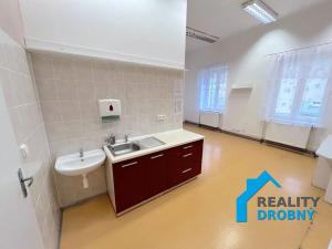 Pronájem ordinace, Děčín, Prokopa Holého, 73 m2