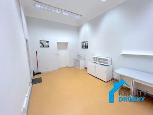Pronájem ordinace, Děčín, Prokopa Holého, 73 m2