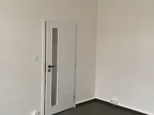 Pronájem bytu 2+1, Kladno, Saskova, 85 m2