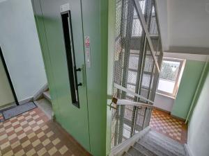 Pronájem bytu 2+1, Praha - Žižkov, Pod lipami, 52 m2