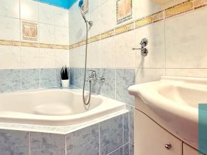 Pronájem bytu 3+1, Kroměříž, Na Lindovce, 85 m2