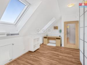 Pronájem bytu 3+kk, Mukařov - Srbín, Šípková, 72 m2