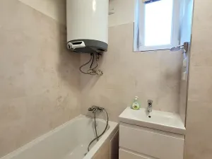 Pronájem bytu 3+1, Křenovice, Na Nivě, 68 m2