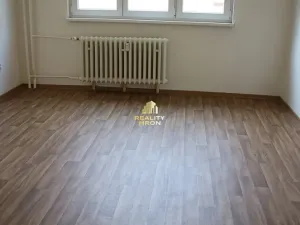 Pronájem bytu 2+1, Chomutov, Vrchlického, 55 m2