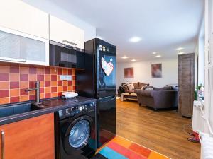 Pronájem bytu 2+kk, Ostrava, Gen. Sochora, 60 m2