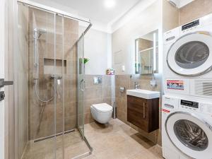 Pronájem bytu 4+kk, Praha - Vysočany, Svatošových, 126 m2