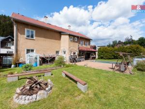 Prodej rodinného domu, Stříbrná, 326 m2