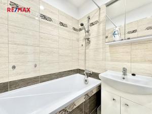 Pronájem bytu 2+kk, Kladno, Čs. armády, 45 m2