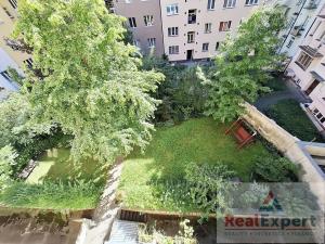 Prodej bytu 2+kk, Praha - Žižkov, Baranova, 50 m2