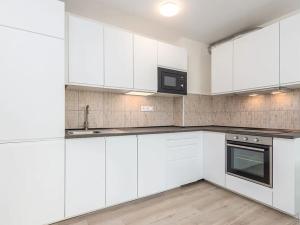 Prodej bytu 3+1, Praha - Vršovice, Rostovská, 85 m2