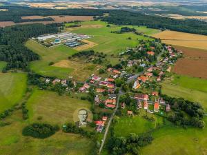 Prodej komerční nemovitosti, Velká Chmelištná, 550 m2