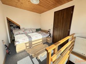 Pronájem bytu 2+kk, Velké Přílepy, Kladenská, 44 m2