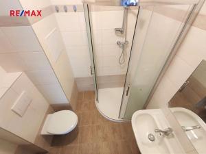 Prodej bytu 1+kk, Milovice, Slepá, 32 m2