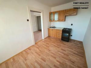 Pronájem bytu 2+1, Děčín, U Dvora, 60 m2