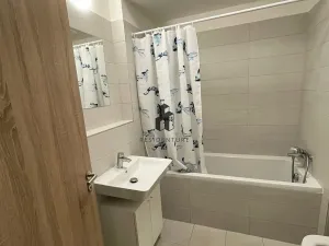 Pronájem bytu 1+kk, Praha - Hloubětín, Waltariho, 34 m2