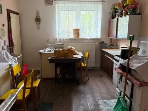 Prodej chalupy, Jesenec, 140 m2