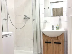 Pronájem bytu 1+kk, Klecany, V Honech, 30 m2